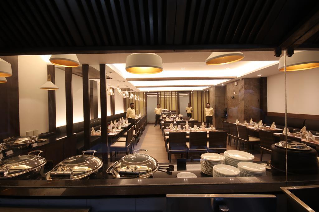 Khanna Fiesta Vellore Exterior foto