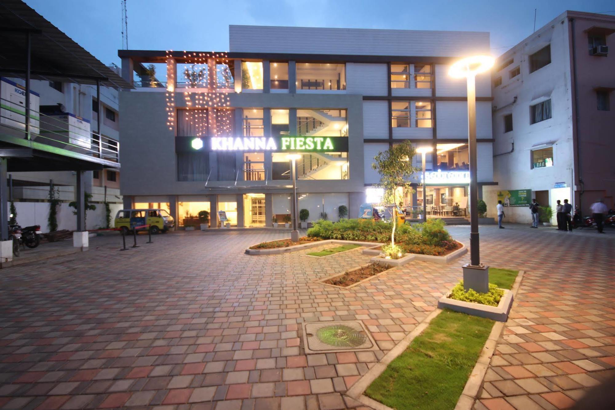 Khanna Fiesta Vellore Exterior foto